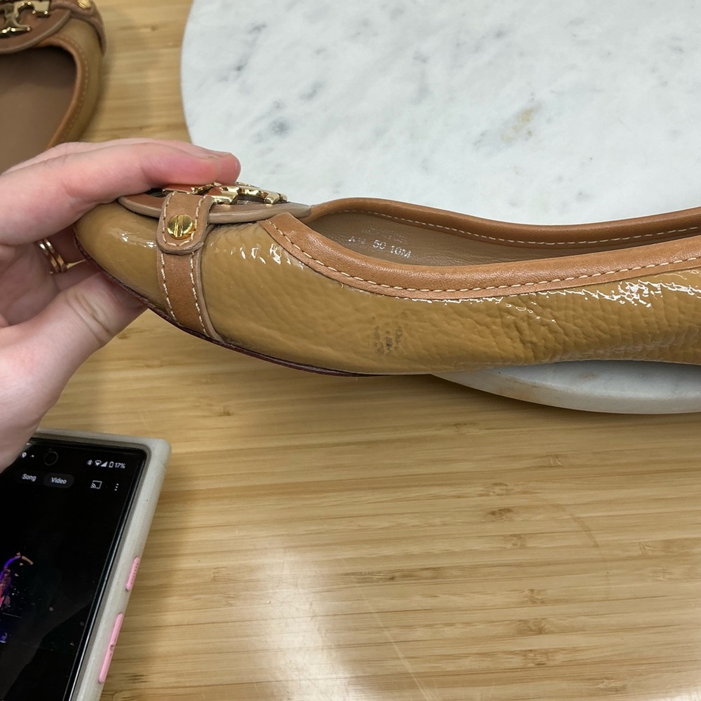 Tory Burch Size 10 Aaden Camel Flat - Picture 9 of 16